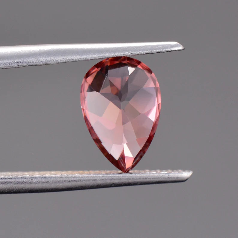 Exquisite Peachy Pink Zircon Gemstone from Tanzania, 2.14 cts., 8.9 x 6.0 mm., Pear Shape