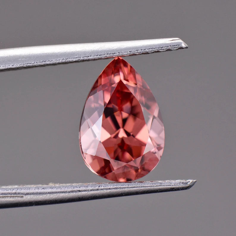 Exquisite Peachy Pink Zircon Gemstone from Tanzania, 2.14 cts., 8.9 x 6.0 mm., Pear Shape