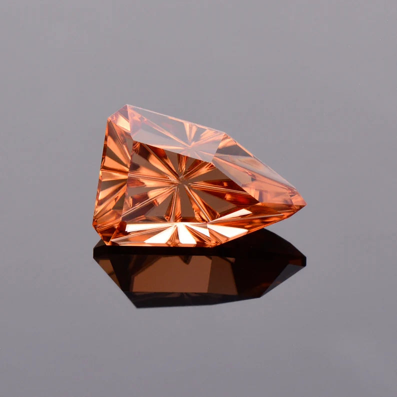 Exquisite Peach Zircon Gemstone from Tanzania, 10.61 cts., 15 x 10 mm., Fantasy Cut Arrowhead Shape