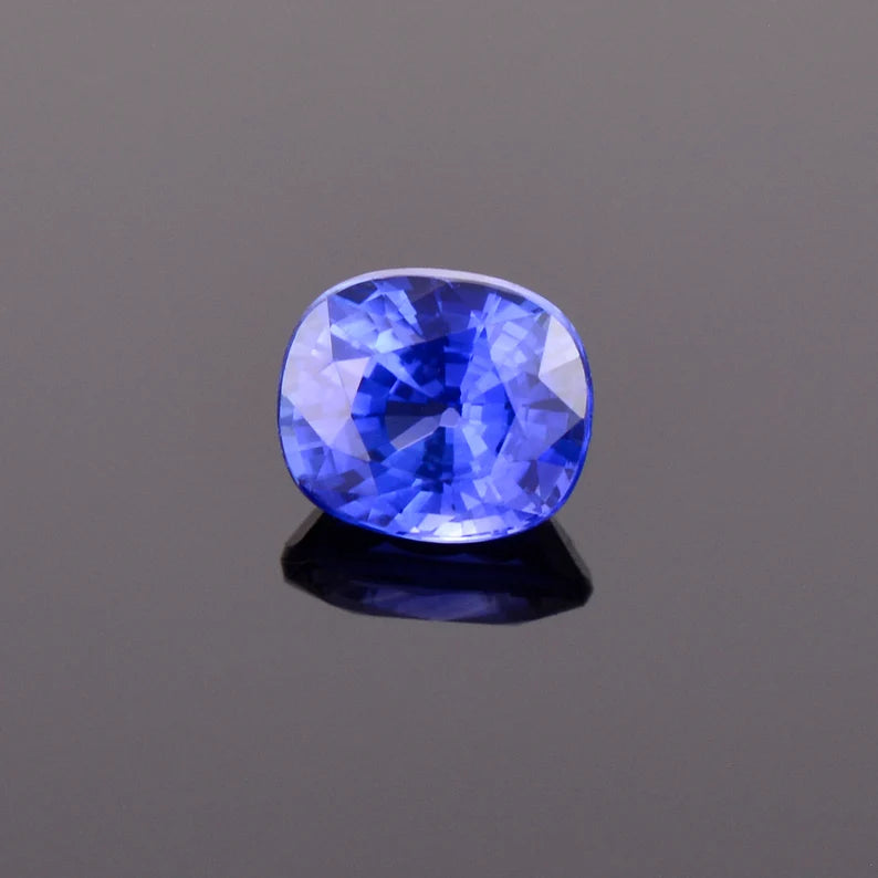 Excellent Ceylon Blue Sapphire Gemstone, 1.18 cts., 6.2x5.4 mm., Cushion Shape