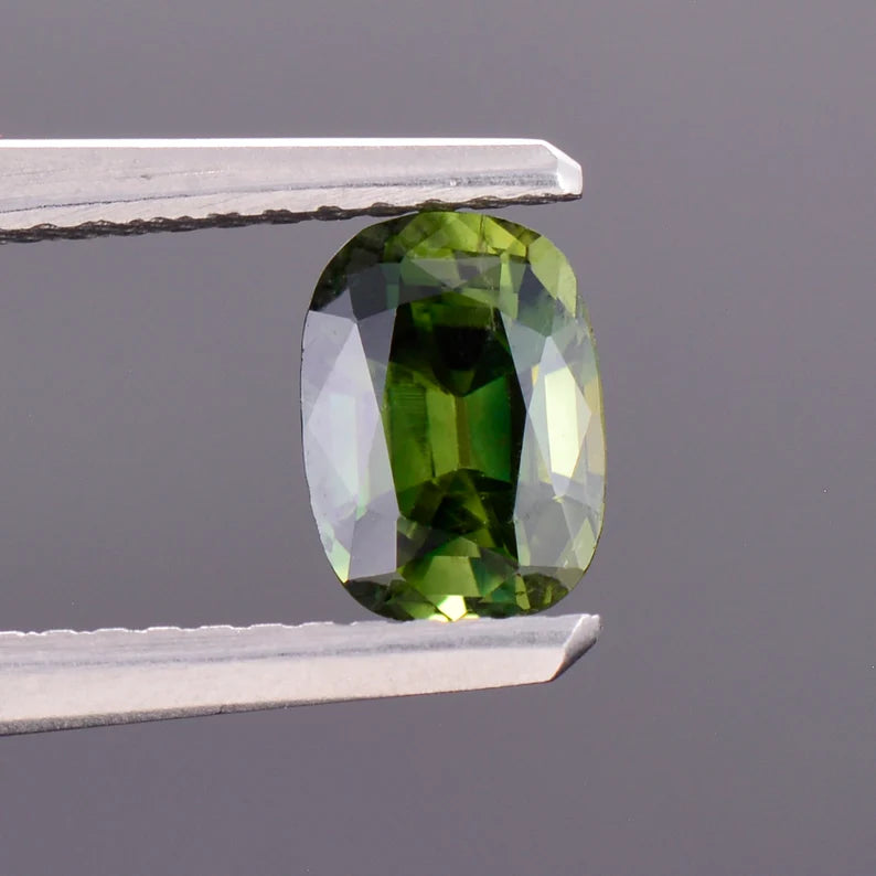 Beautiful Green Sapphire Gemstone from Australia, 1.12 cts., 7x5 mm., Cushion Shape