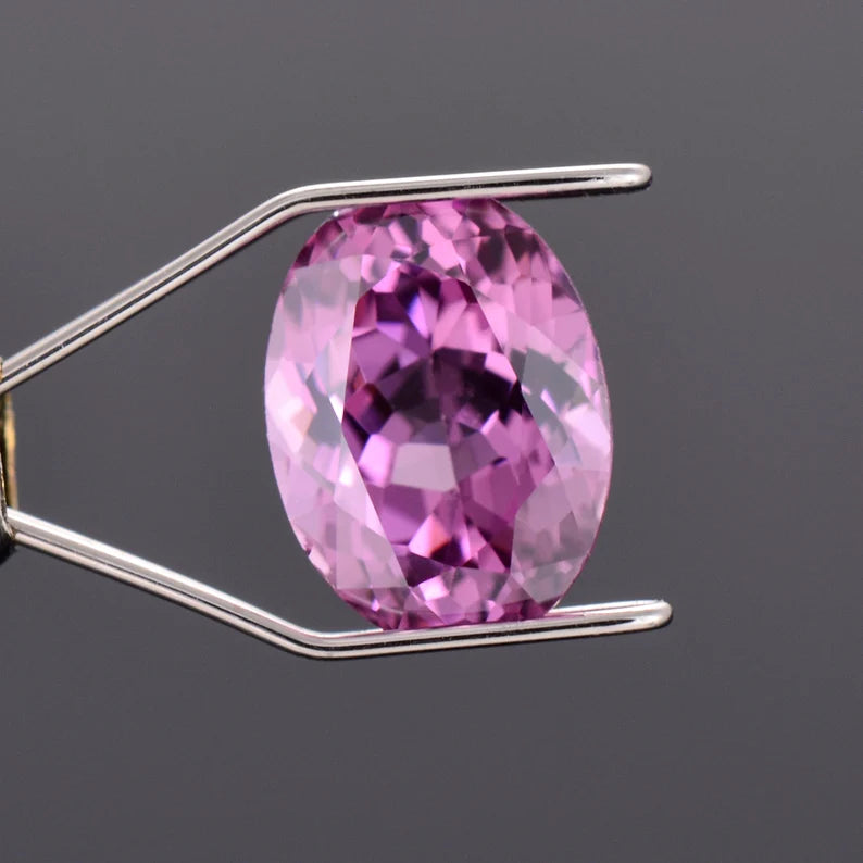 Gorgeous Pink Spinel Gemstone from Sri Lanka, 1.45 cts., 8x6 mm., Oval Shape