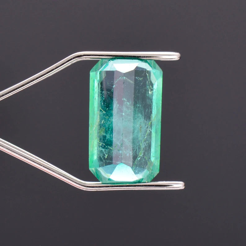 Stunning Green Blue Emerald Gemstone from Colombia, 0.85 cts., 8x4 mm., Emerald Shape Cut