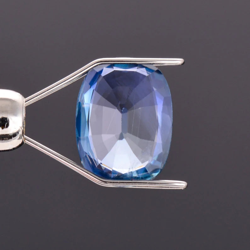 Excellent Blue Sapphire Gemstone with Laboratory Report, 2.27 cts., 9.5x7.0 mm., Oval Shape