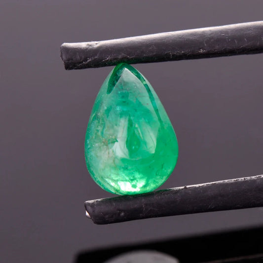 Fine Rich Green Emerald Gemstone from Colombia, 3.28 cts., 11.0x7.7 mm., Cabochon Pear Shape