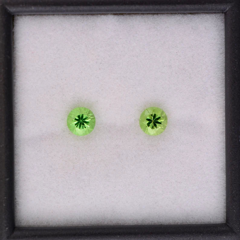 Brilliant Green Grossular Garnet Gemstone Match Pair from Tanzania, 0.64 tcw. 4 mm., Round Brilliants