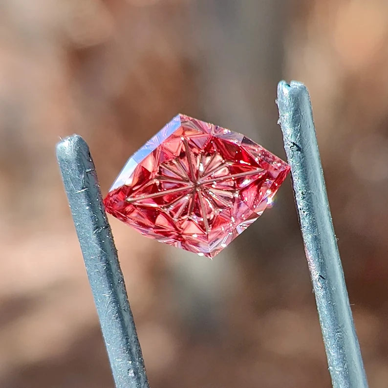 Exquisite Pink Zircon Gemstone from Tanzania, 5.99 cts., 13x10 mm., Fantasy Cut Diamond Marquise Shape