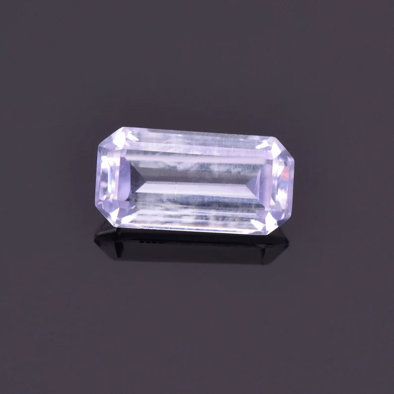 Brilliant Silver Lavender Purple Sapphire Gemstone from Sri Lanka, 1.72 cts., 9.3x4.7 mm., Emerald Shape