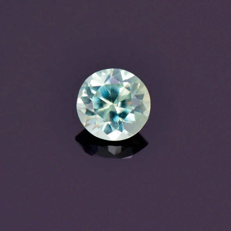 Beautiful Natural Blue Green Sapphire Gemstone from Montana 0.82 cts., 5.4 mm., Round Shape