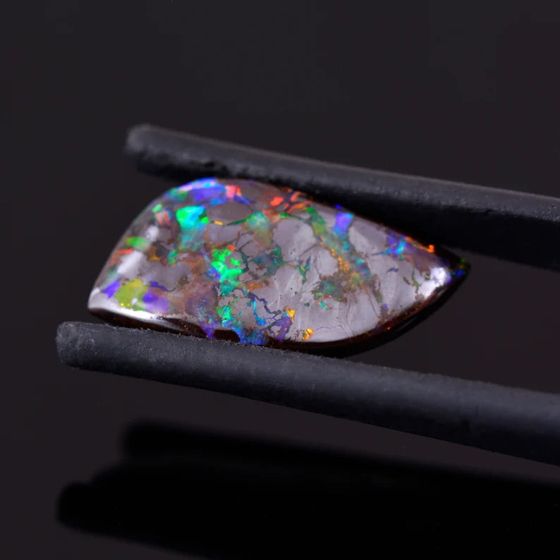 Excellent Rainbow Boulder Opal from Australia, 5.71 cts., 20x10 mm., Freeform Shape Cabochon