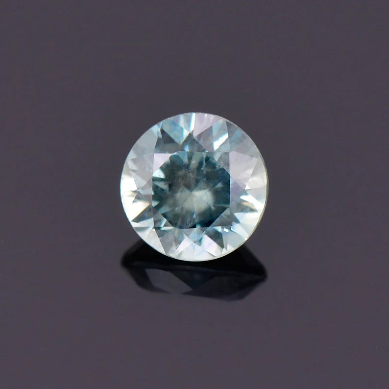 Lovely Blue Sapphire Gemstone from Montana, 0.66 cts., 5 mm., Round Brilliant Cut