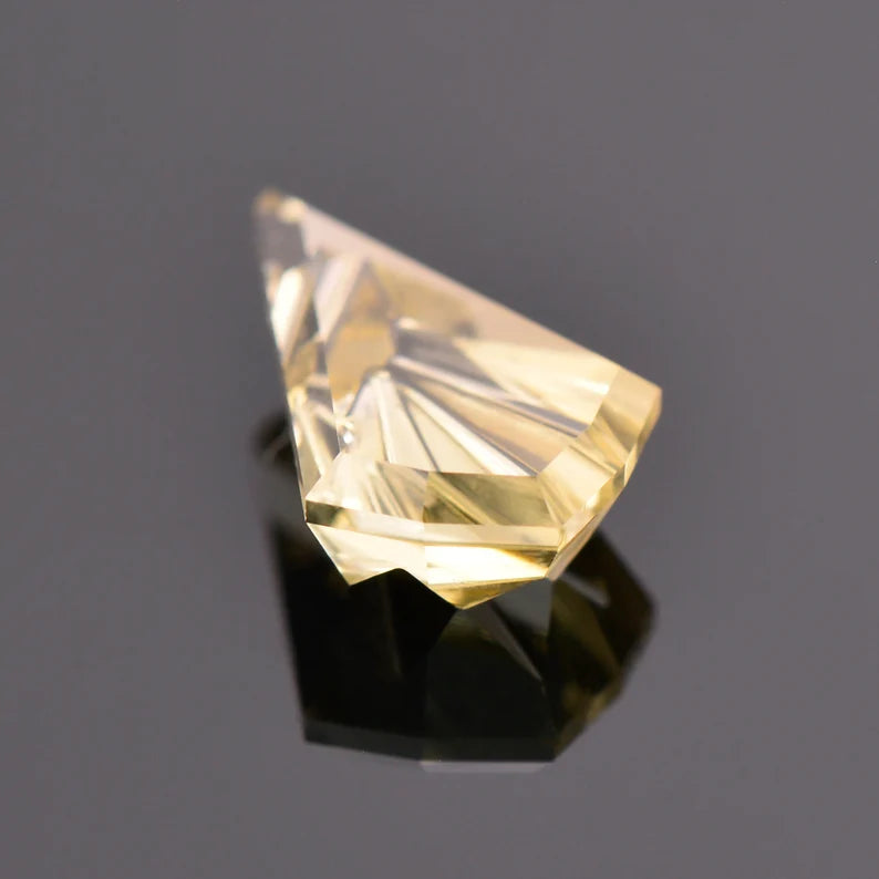 Lovely Yellow Tourmaline Gemstone from Maine, 1.69 cts., 11x7 mm., Fantasy Cut Shield Shape