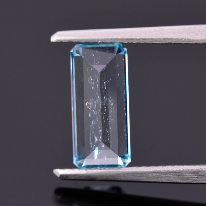 Beautiful Blue Aquamarine Gemstone from Idaho, 2.30 cts., 12x5.5 mm., Emerald Bar Cut