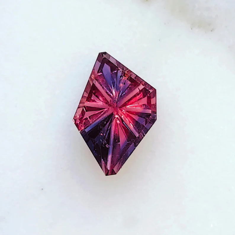 Gorgeous Winza Sapphire Ruby Gemstone from Tanzania, 0.86 cts., 8.4x5.7 mm., Fantasy Cut Freeform Shape