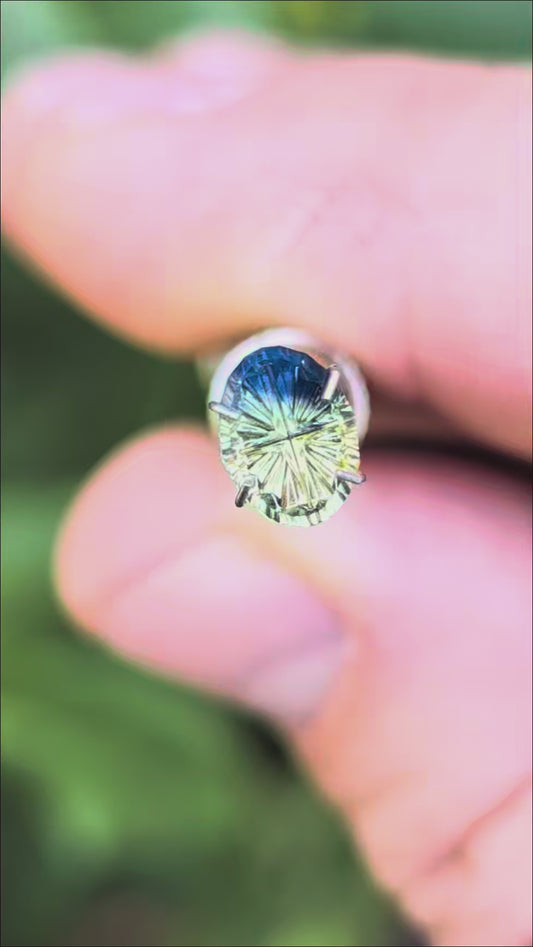 Parti Sapphire, 1.25 cts., 7.4 x 5.5 mm, Fantasy Oval, Blue, Yellow, Bicolor, Australia, Natural